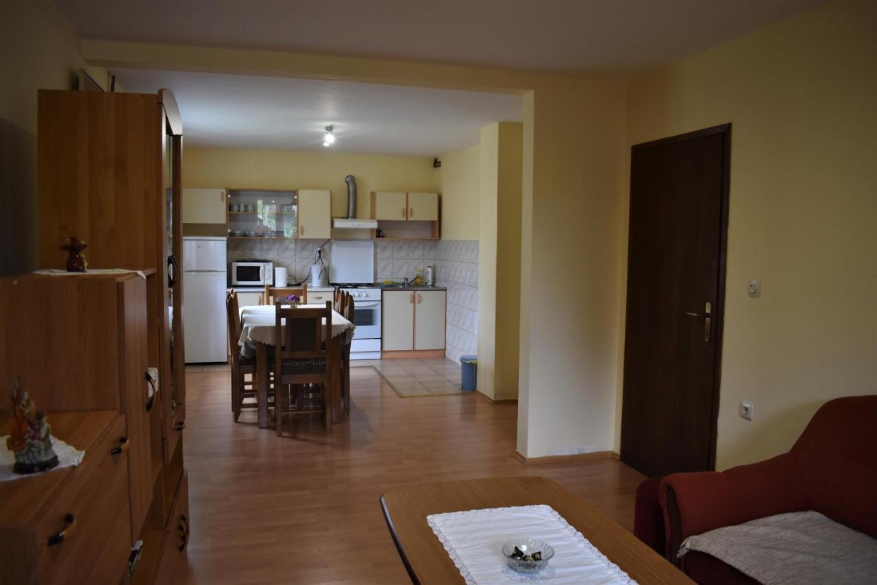 Apartments Sabljak Rakovica Buitenkant foto