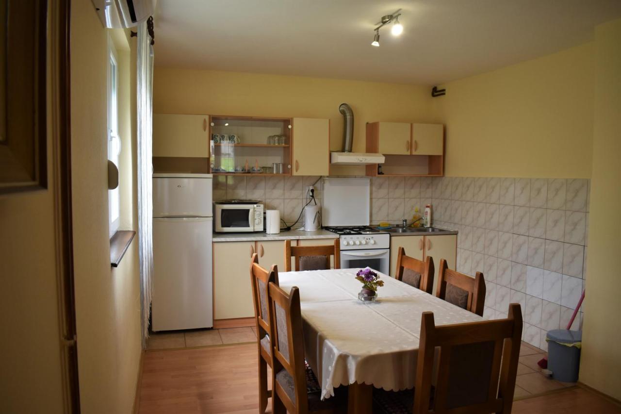 Apartments Sabljak Rakovica Buitenkant foto