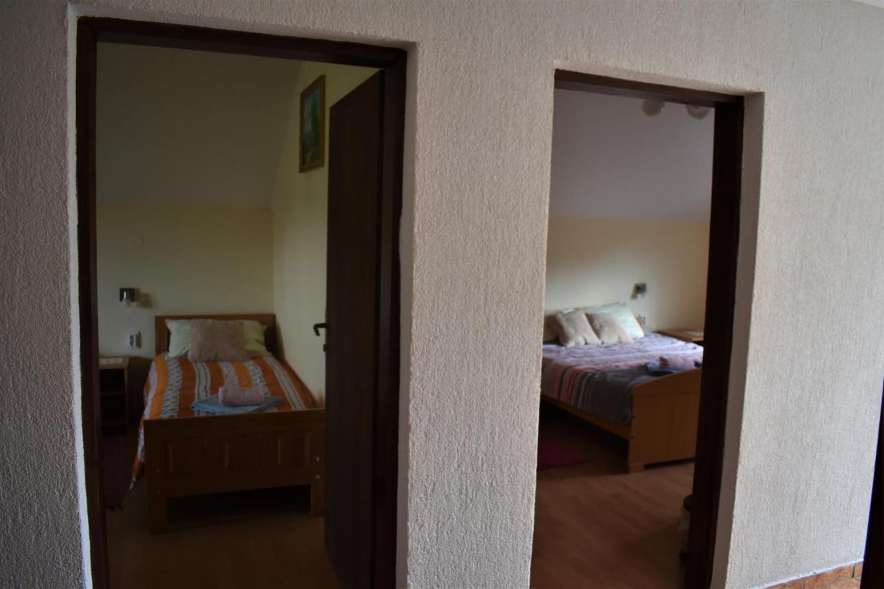 Apartments Sabljak Rakovica Buitenkant foto
